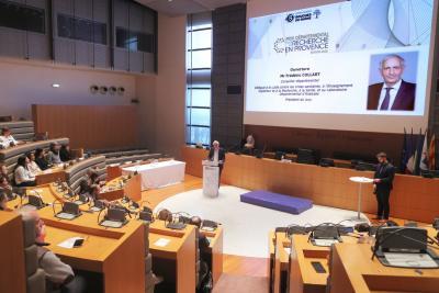 Agrandir l'image 4 sur 4, fenêtre modale