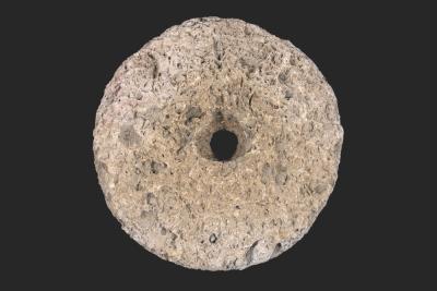 une roue en pierre - Agrandir l'image 5 sur 7, fenêtre modale