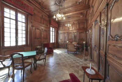 Agrandir l'image 2 sur 16, fenêtre modale