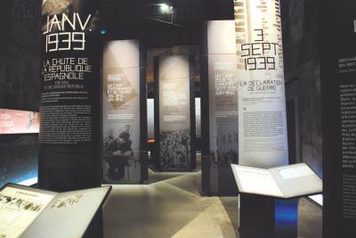 des panneaux explicatifs de la guerre - Agrandir l'image 5 sur 6, fenêtre modale