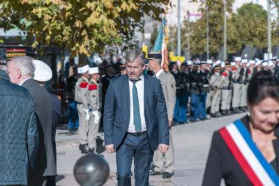 Agrandir l'image 1 sur 18, fenêtre modale