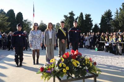 Agrandir l'image 17 sur 18, fenêtre modale