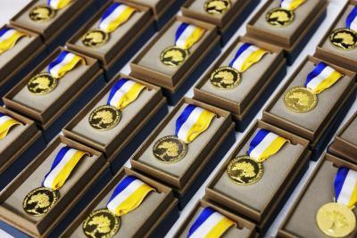 Agrandir l'image 2 sur 3, fenêtre modale